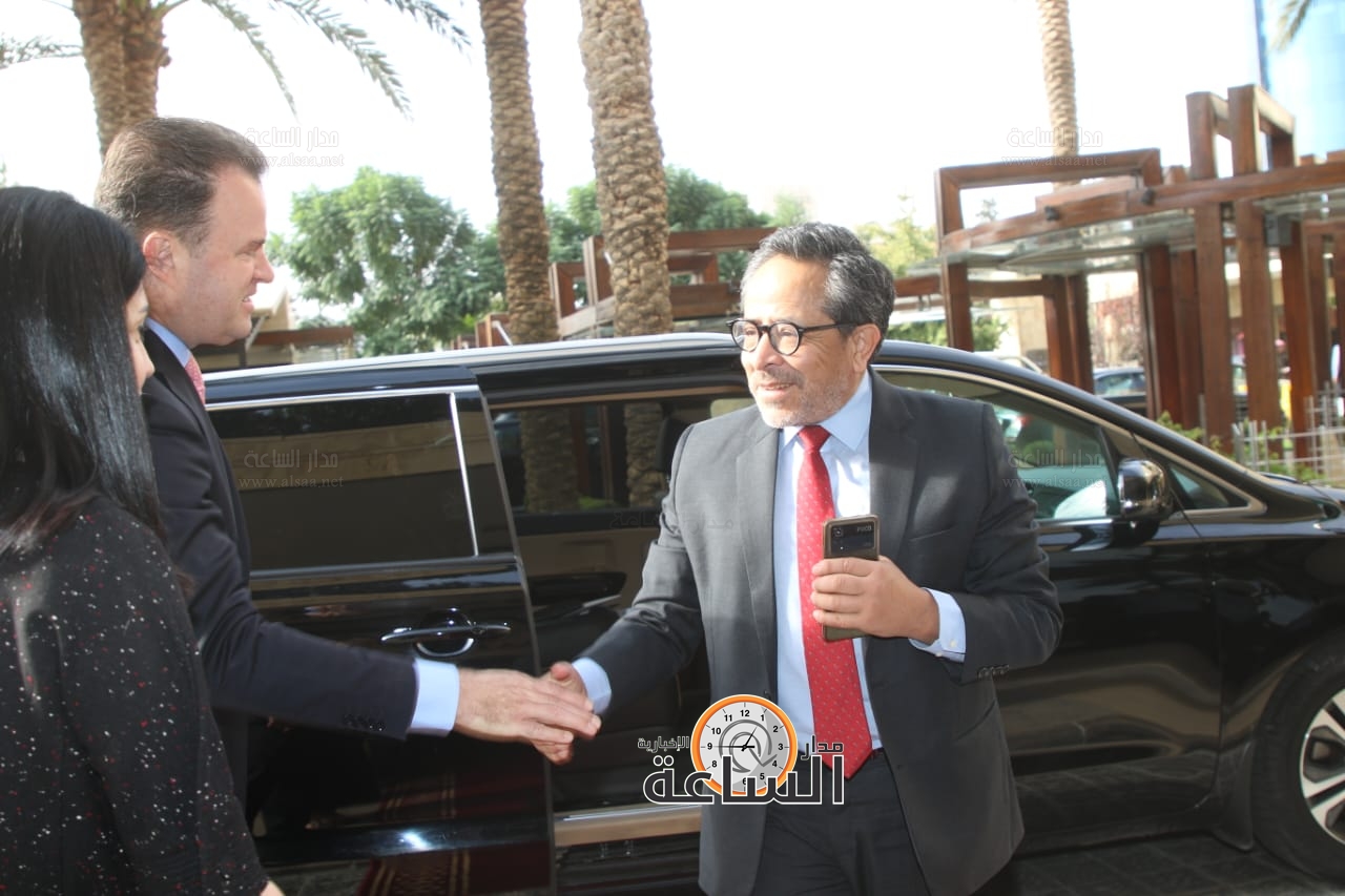 Madar Al-Saa Images 0.7661825454876581