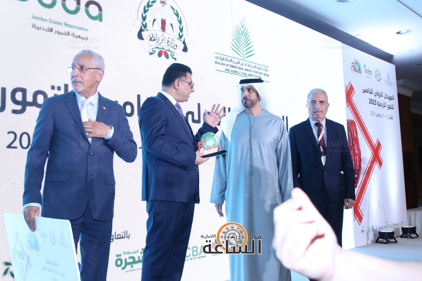 Madar Al-Saa Images 0.9278159395809595