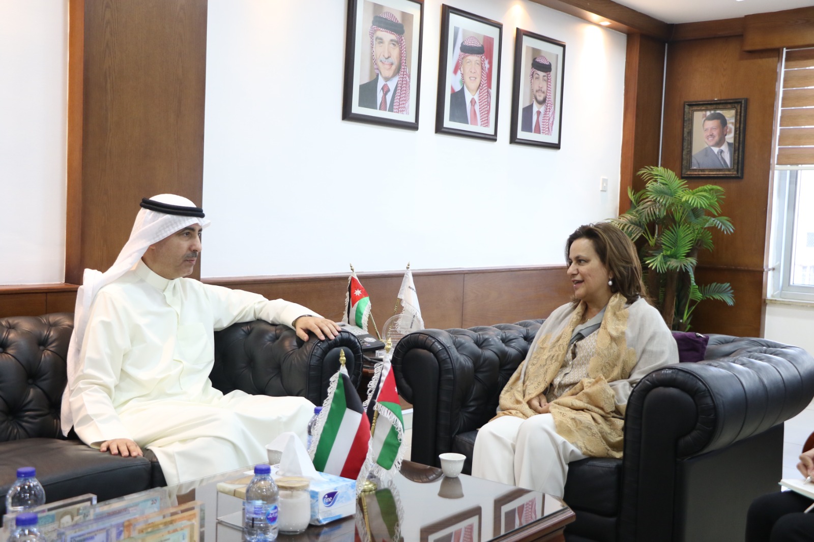 Madar Al-Saa Images 0.7537843402024115