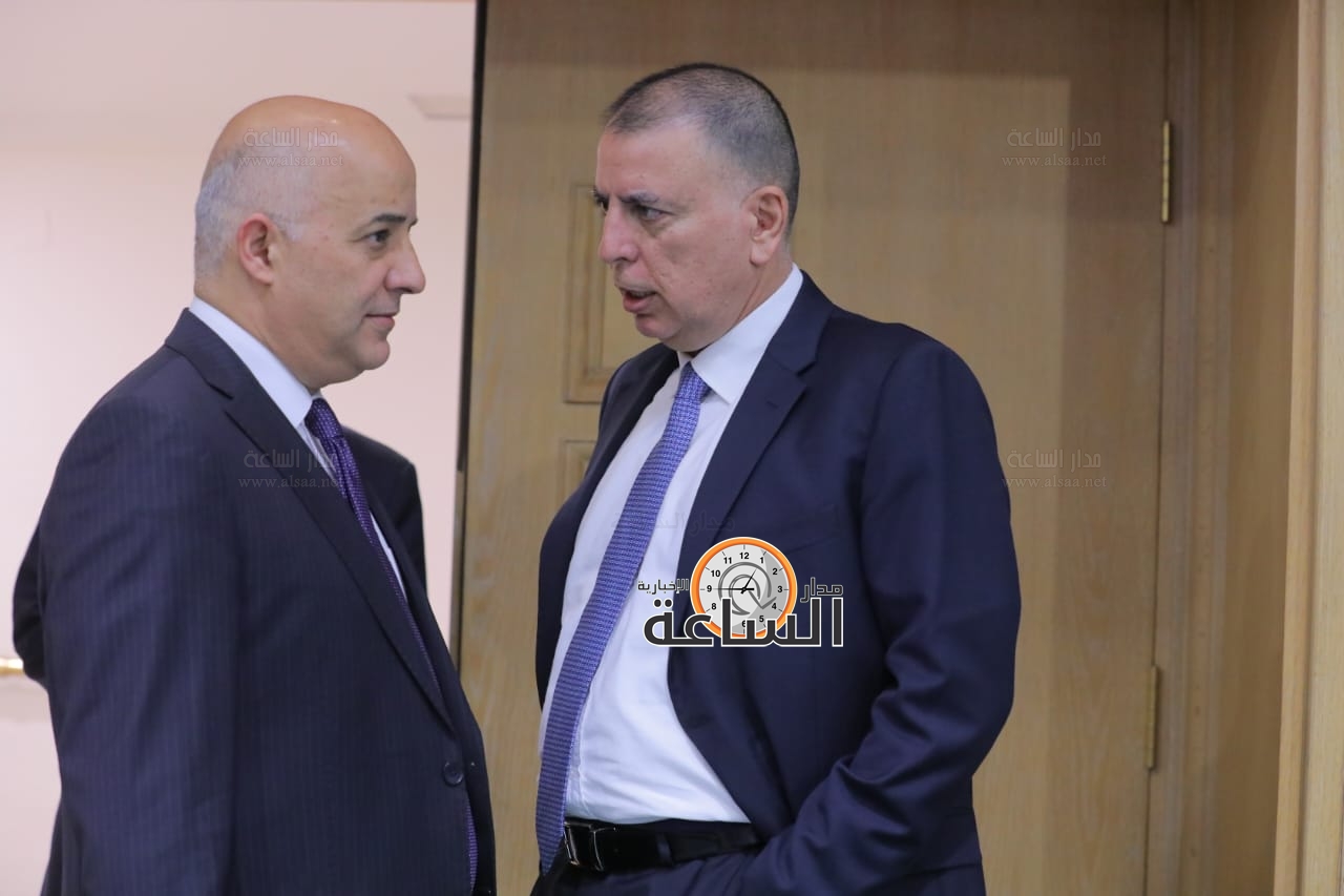 Madar Al-Saa Images 0.765510582032954