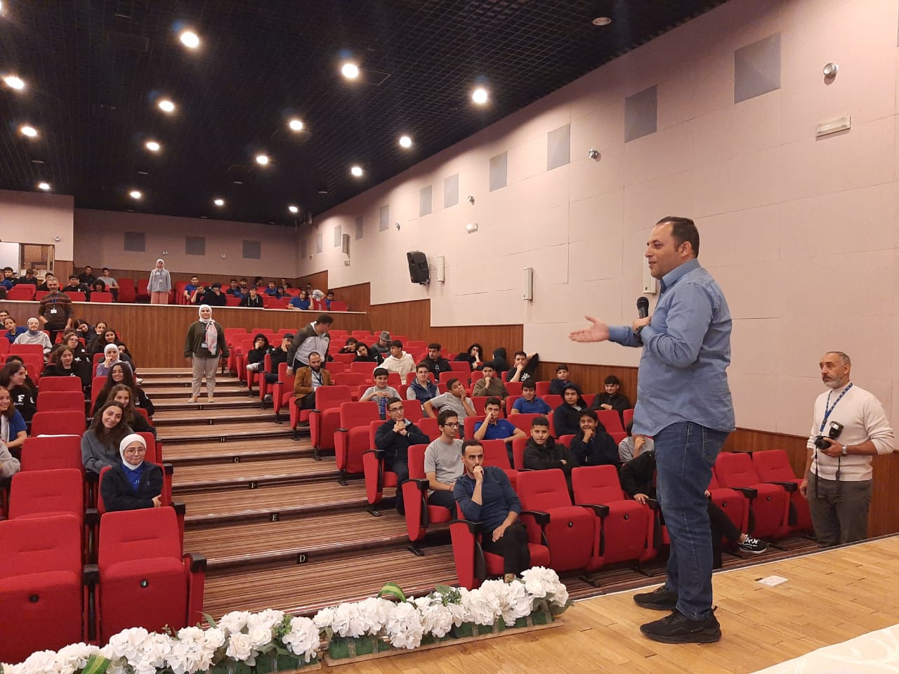 Madar Al-Saa Images 0.6859409858846686