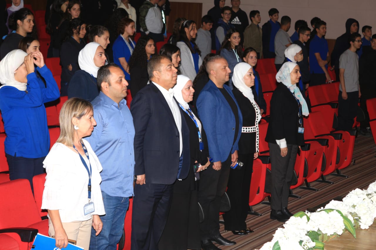 Madar Al-Saa Images 0.9619449088639846