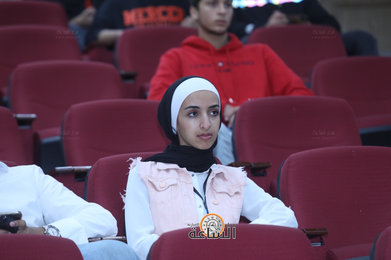 Madar Al-Saa Images 0.9021834361339907