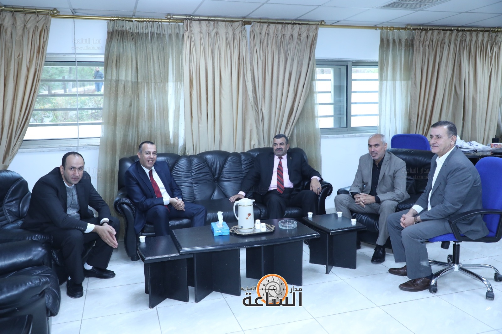 Madar Al-Saa Images 0.7935025663387751