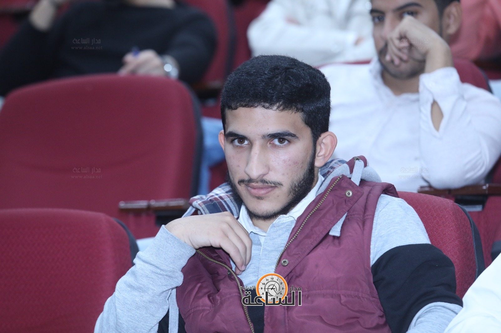 Madar Al-Saa Images 0.3311998573481949