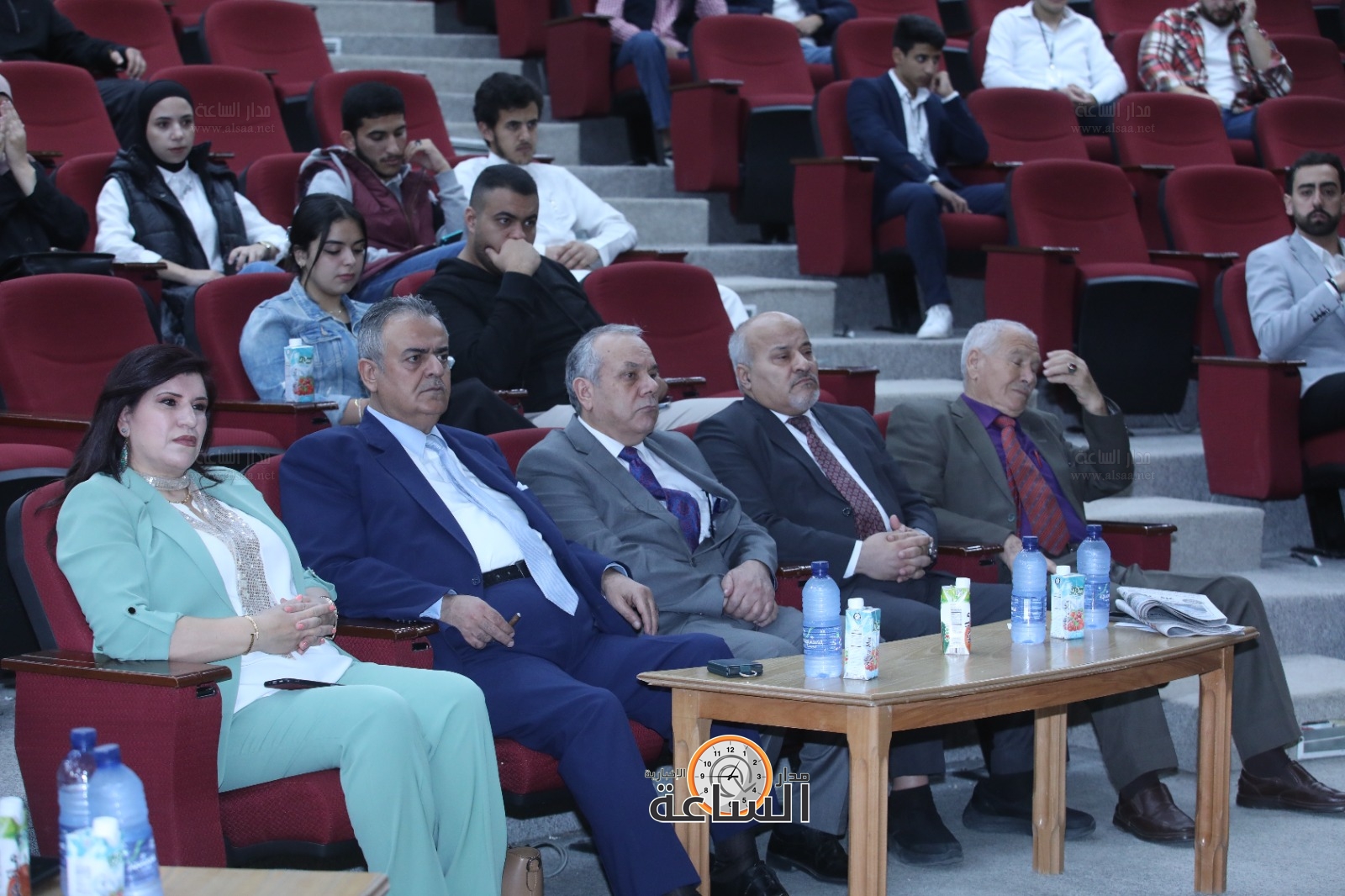 Madar Al-Saa Images 0.8738900499206184