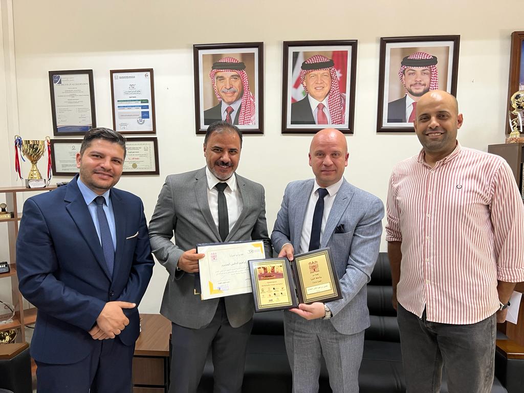 Madar Al-Saa Images 0.06165556875234257