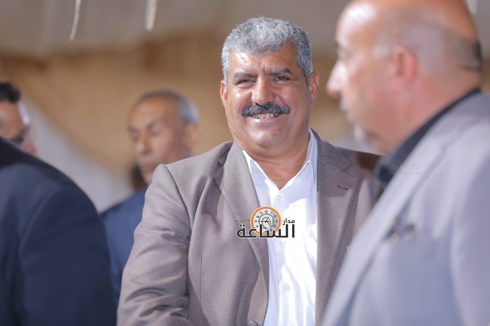 Madar Al-Saa Images 0.1421221000303139