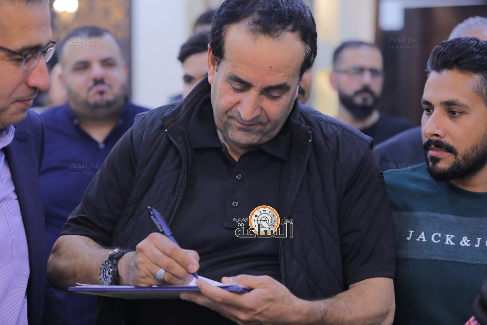 Madar Al-Saa Images 0.6277676723171994