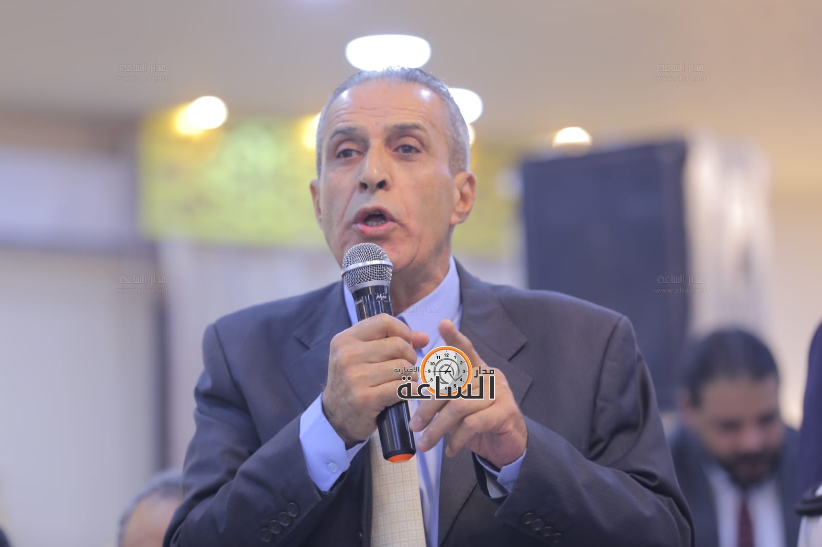 Madar Al-Saa Images 0.22547702315382745