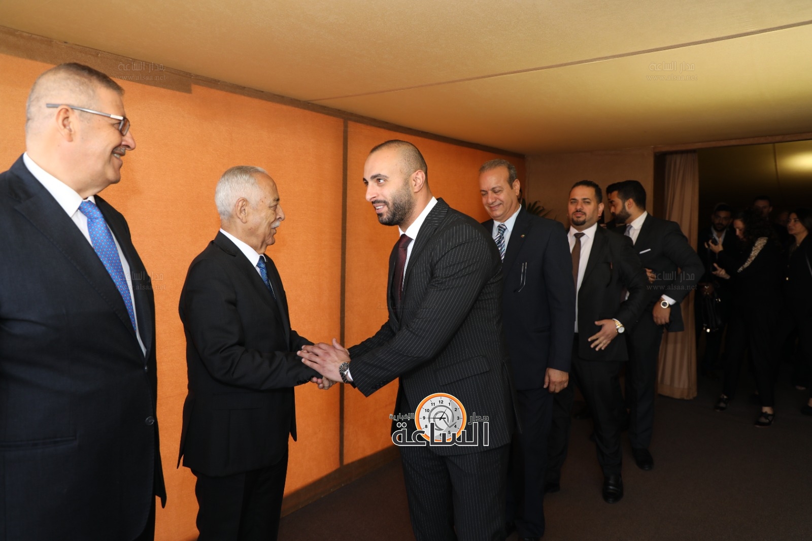 Madar Al-Saa Images 0.9235545174717736