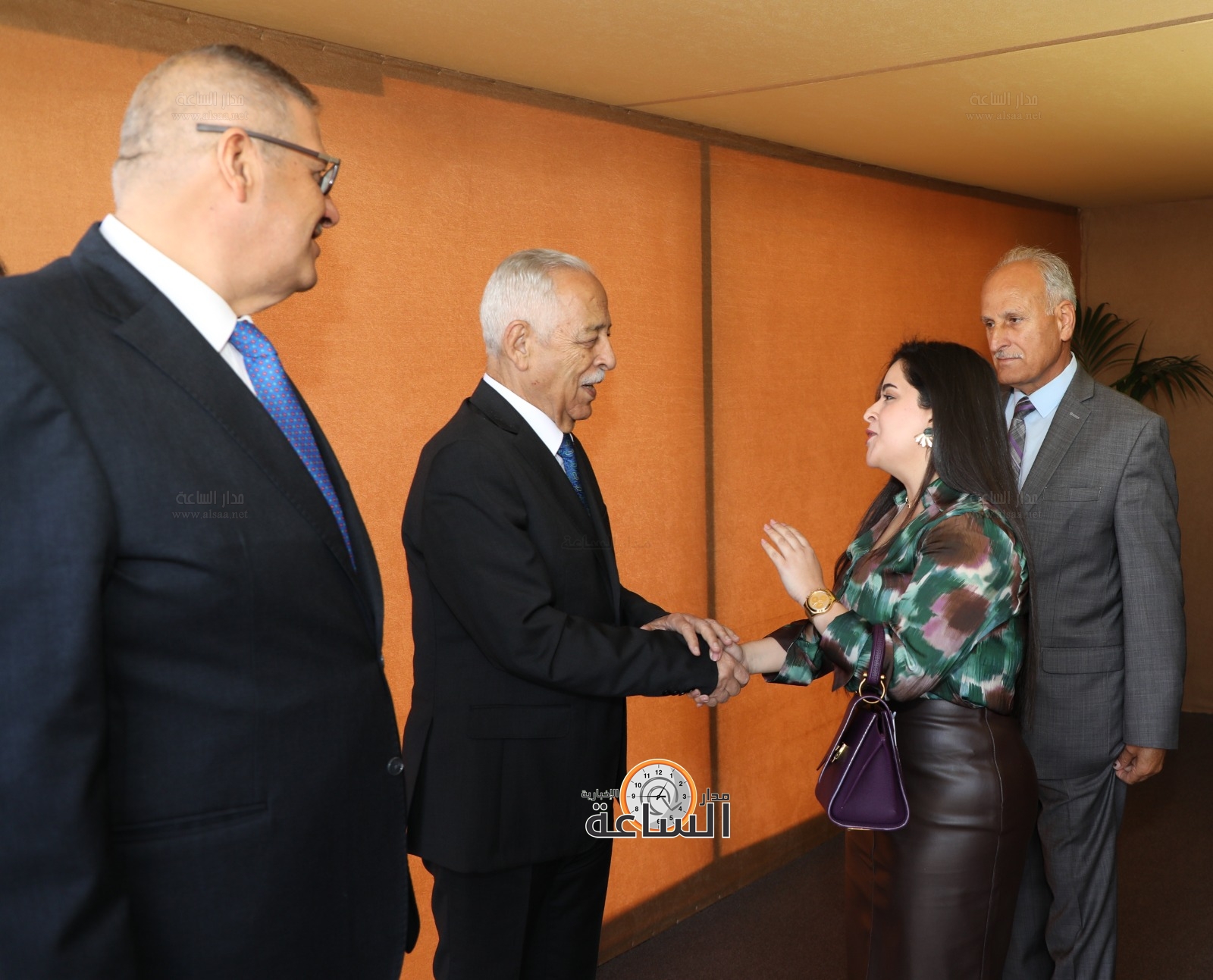 Madar Al-Saa Images 0.25776031740919825