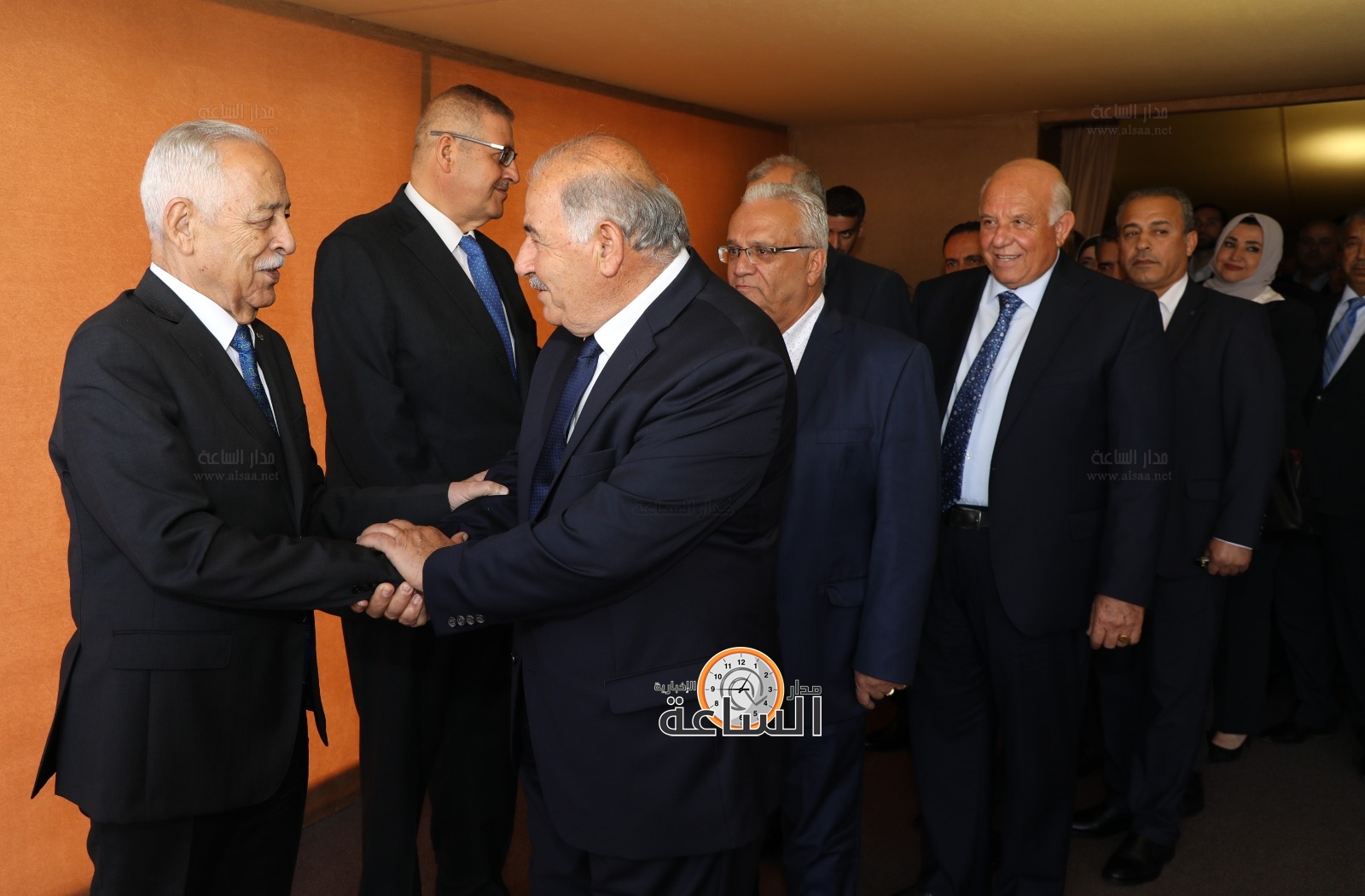 Madar Al-Saa Images 0.8656430792960474