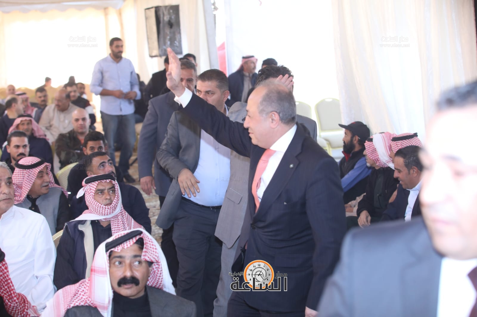 Madar Al-Saa Images 0.08210016681576837