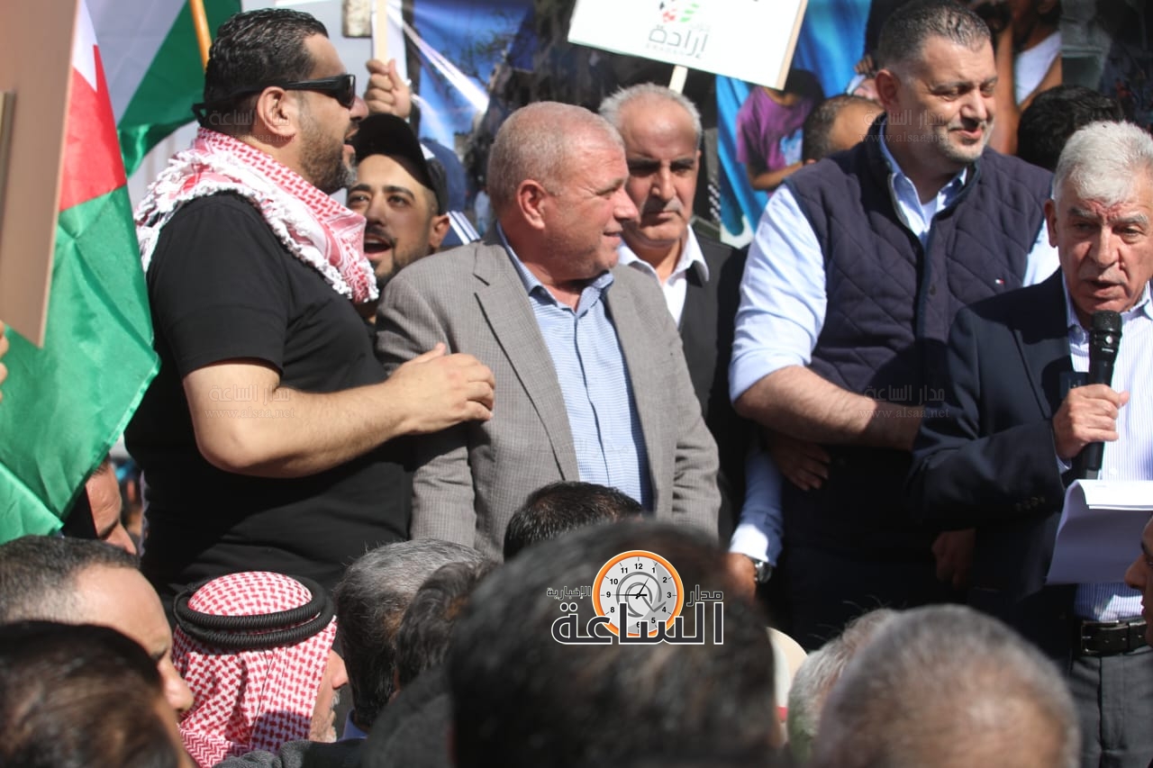 Madar Al-Saa Images 0.7739458525095146