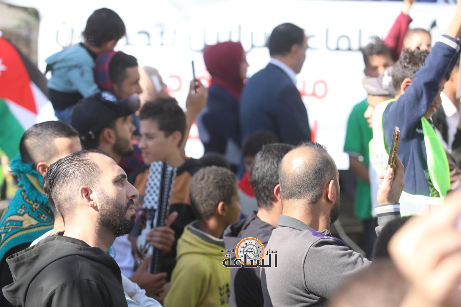 Madar Al-Saa Images 0.30269944352810674