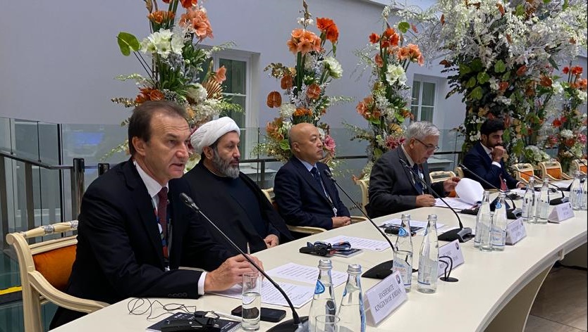 Madar Al-Saa Images 0.21678314464985737