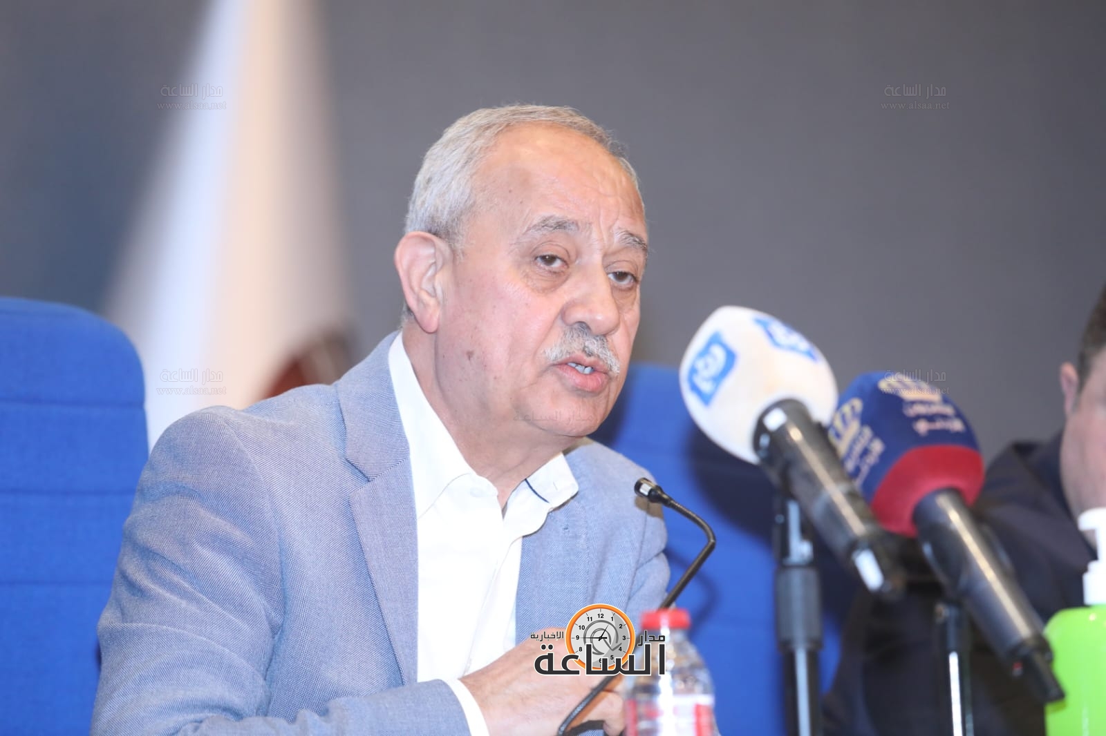 Madar Al-Saa Images 0.7785344785501636