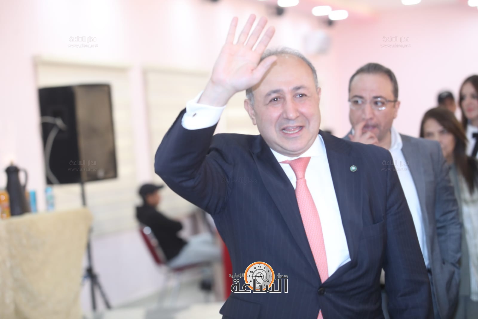 Madar Al-Saa Images 0.9556905366400623