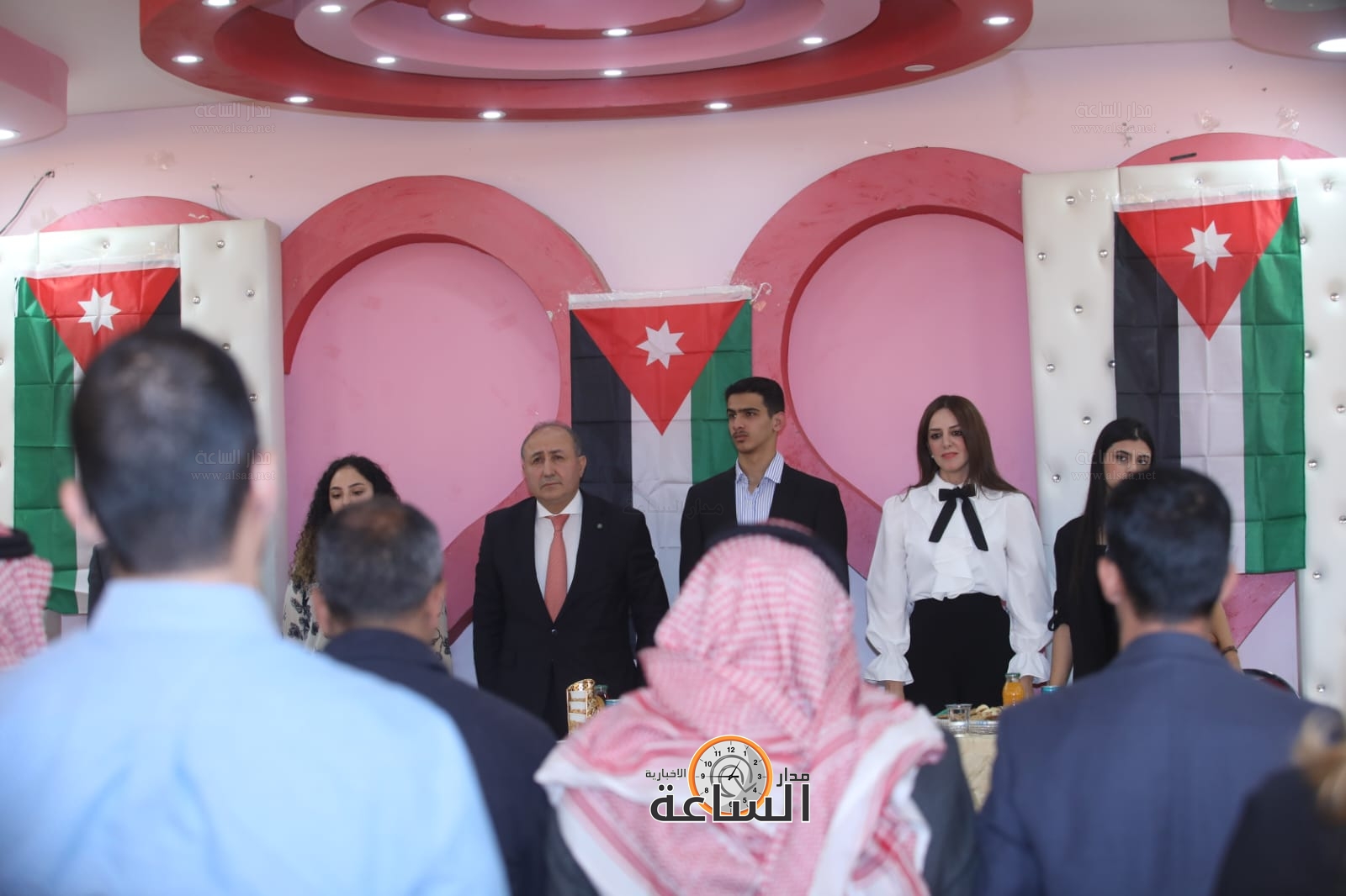 Madar Al-Saa Images 0.1074477725574774