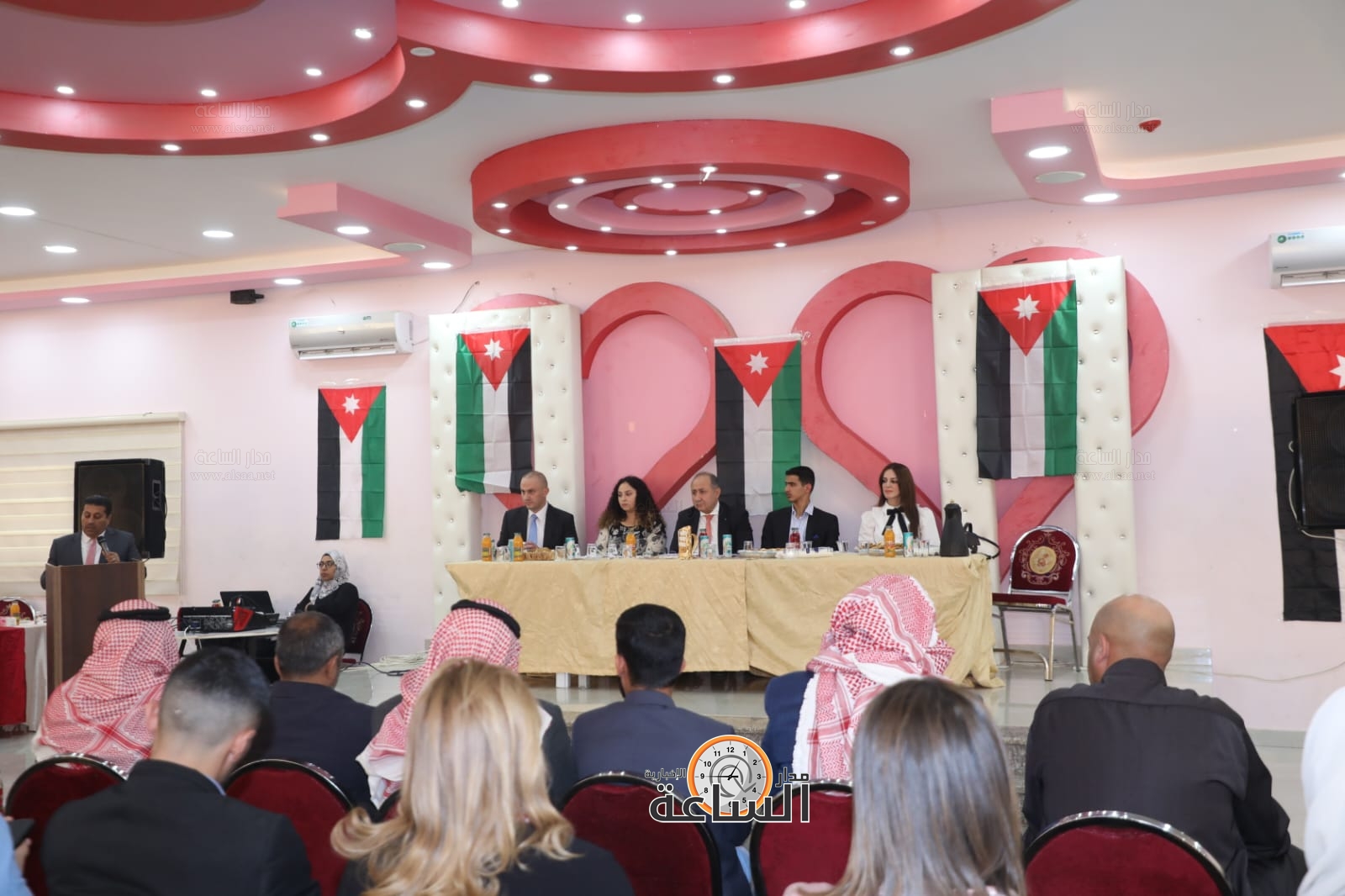 Madar Al-Saa Images 0.5801735018723282