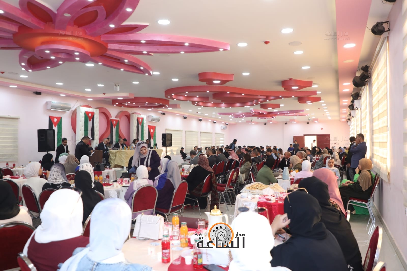 Madar Al-Saa Images 0.11629055740472083