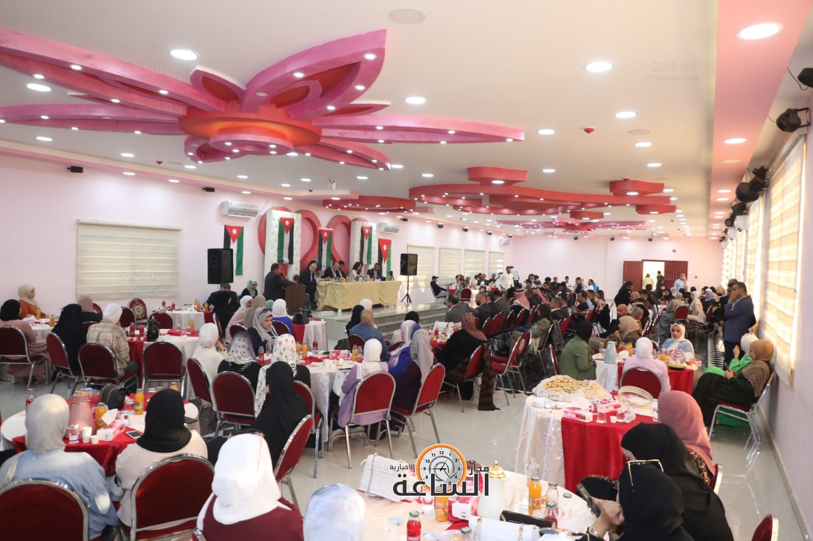 Madar Al-Saa Images 0.46167054934652074