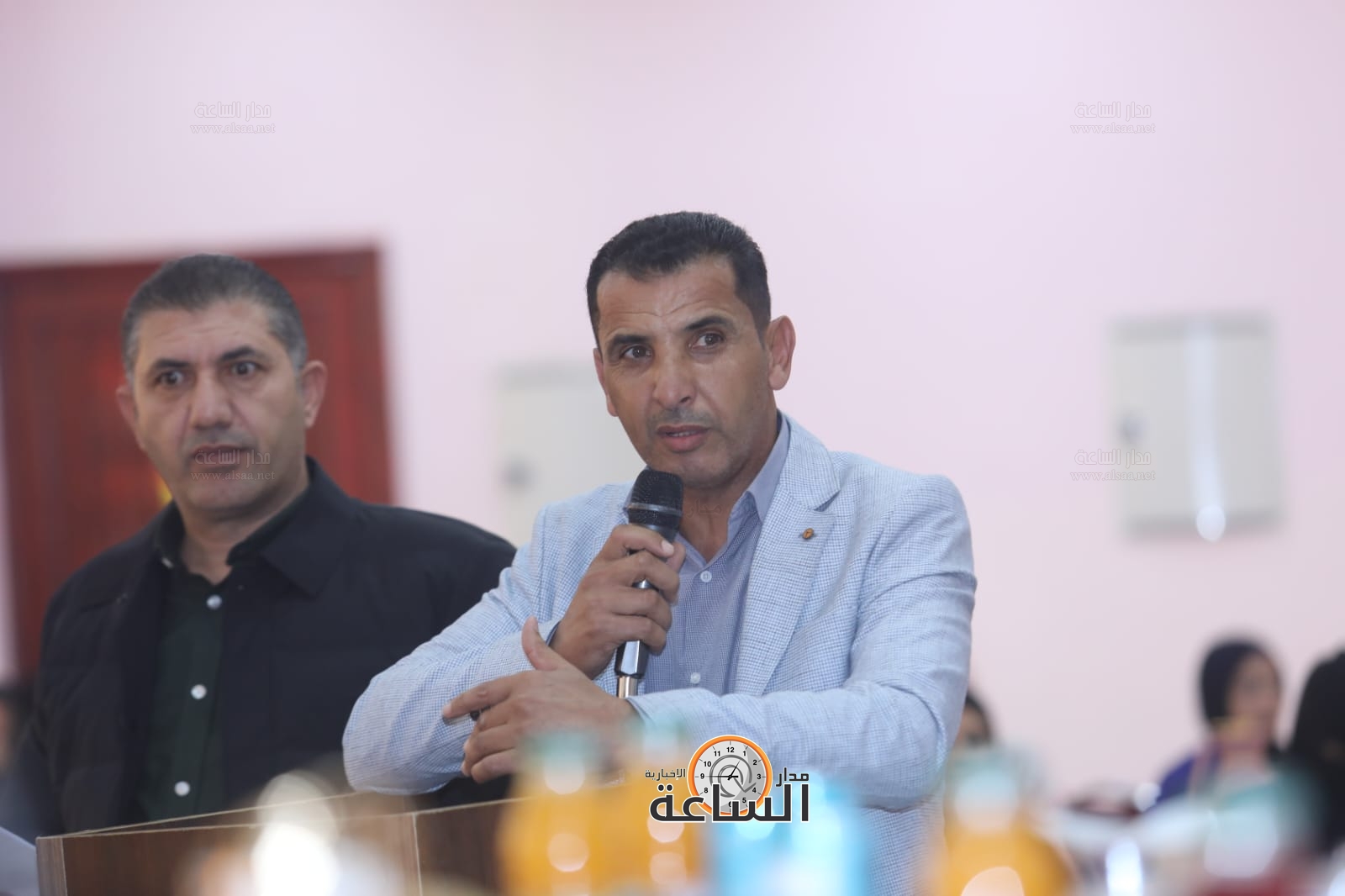 Madar Al-Saa Images 0.8998027407814821