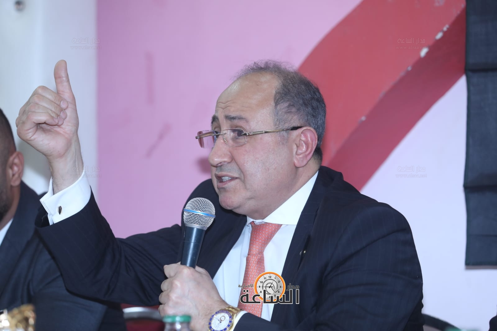 Madar Al-Saa Images 0.3354147050258105