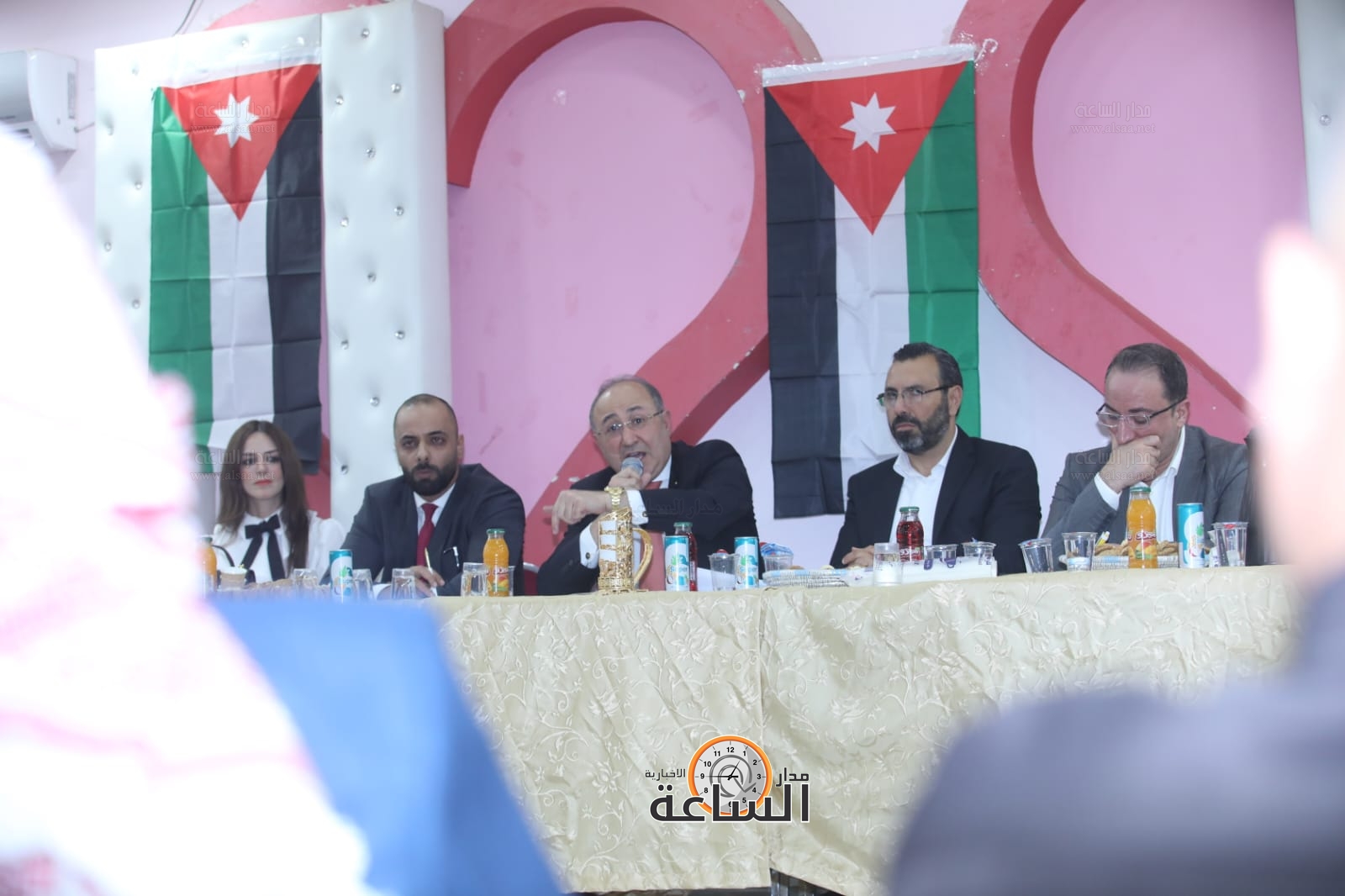 Madar Al-Saa Images 0.17168448718580254