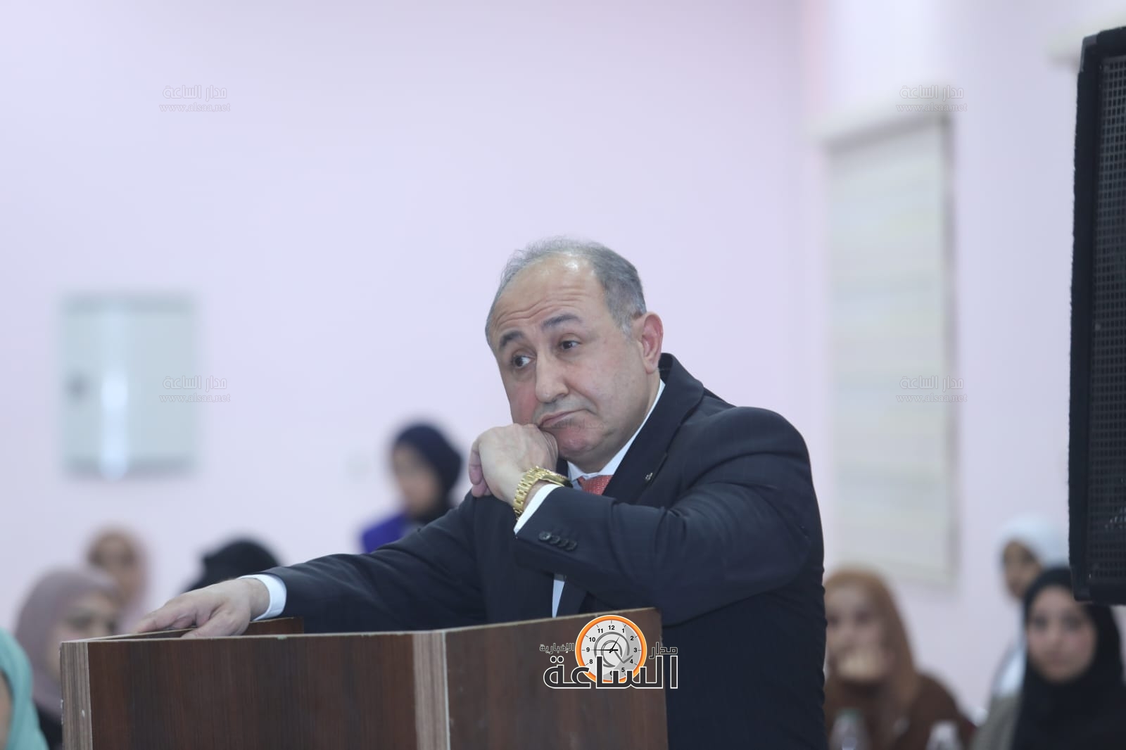 Madar Al-Saa Images 0.3589620457841789