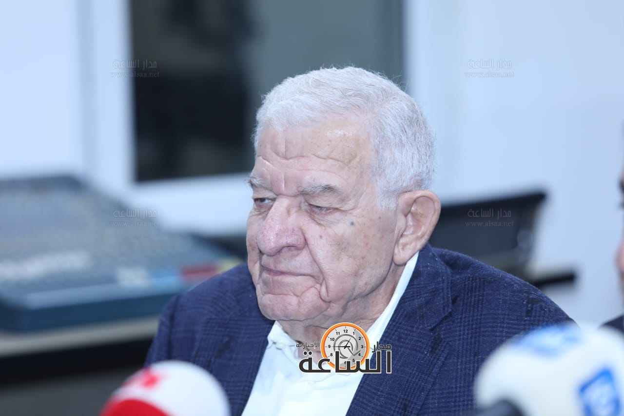 Madar Al-Saa Images 0.31155903118896267