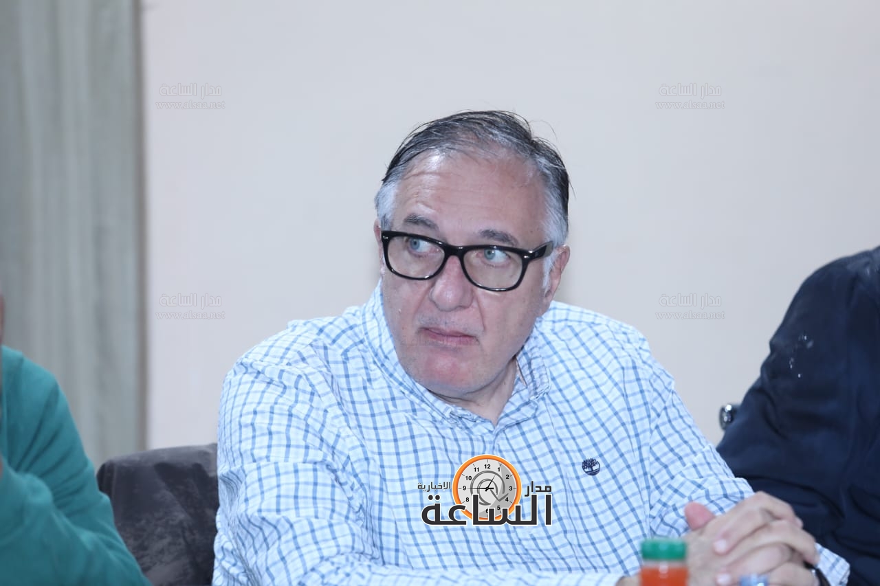 Madar Al-Saa Images 0.7184511398744389