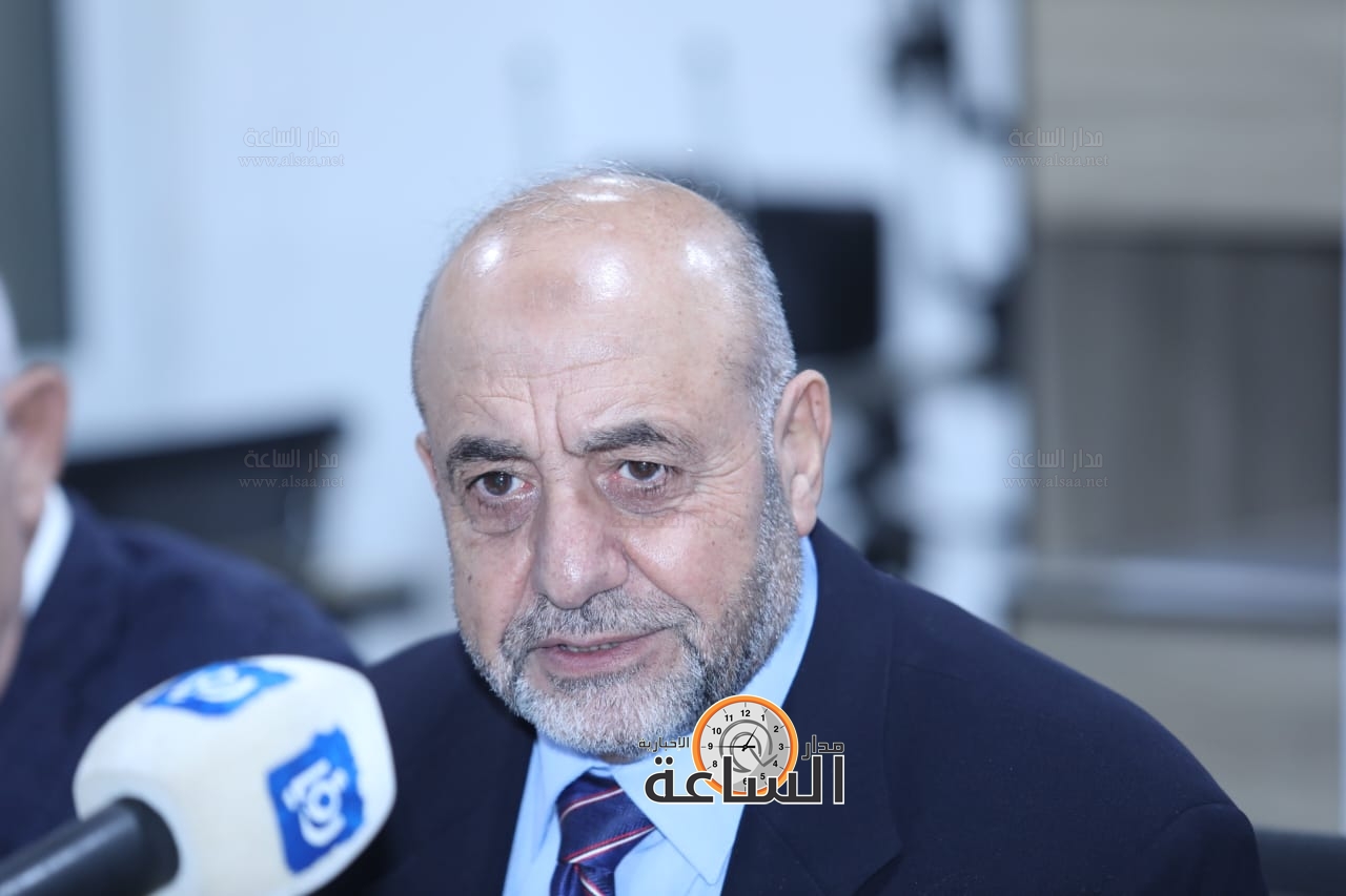 Madar Al-Saa Images 0.7141904481492132