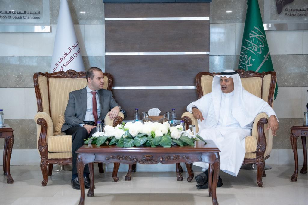 Madar Al-Saa Images 0.4457829841381846