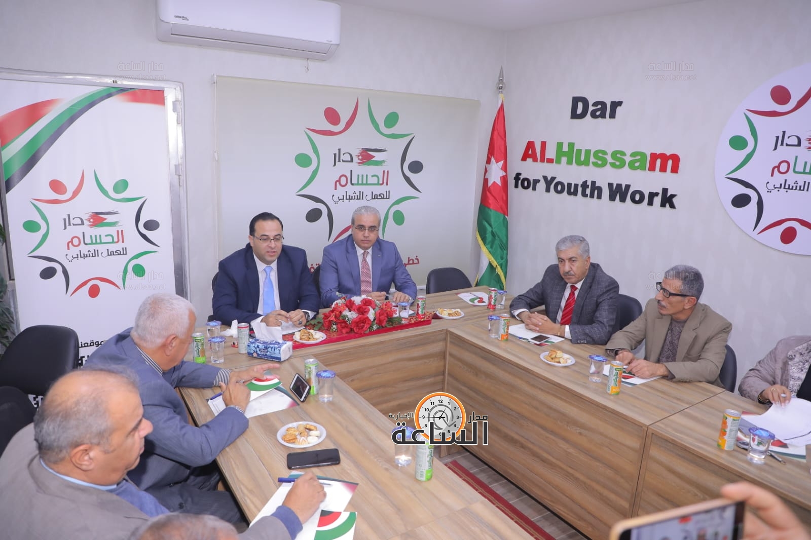 Madar Al-Saa Images 0.2868573239913206