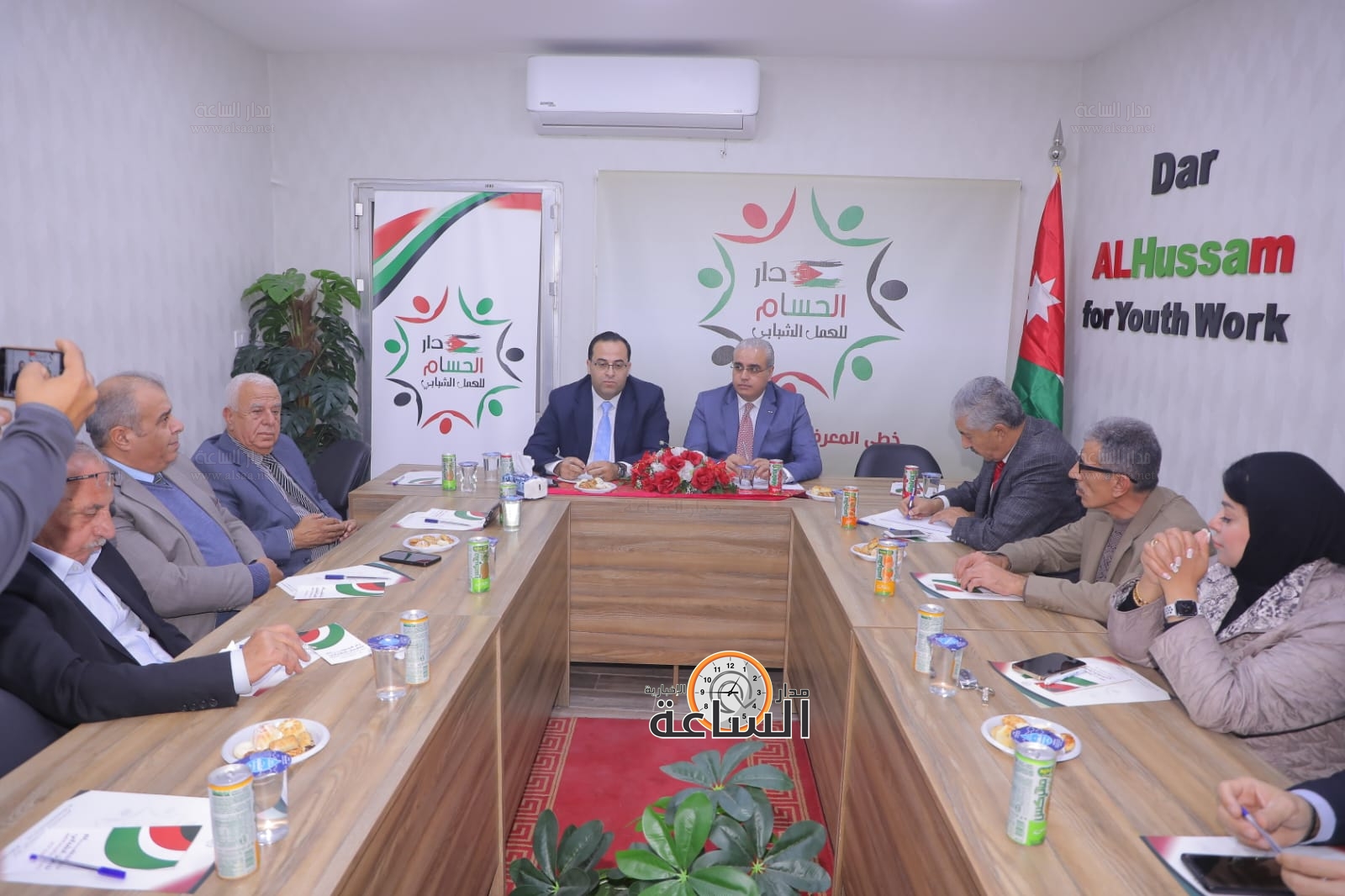 Madar Al-Saa Images 0.3017279503974355