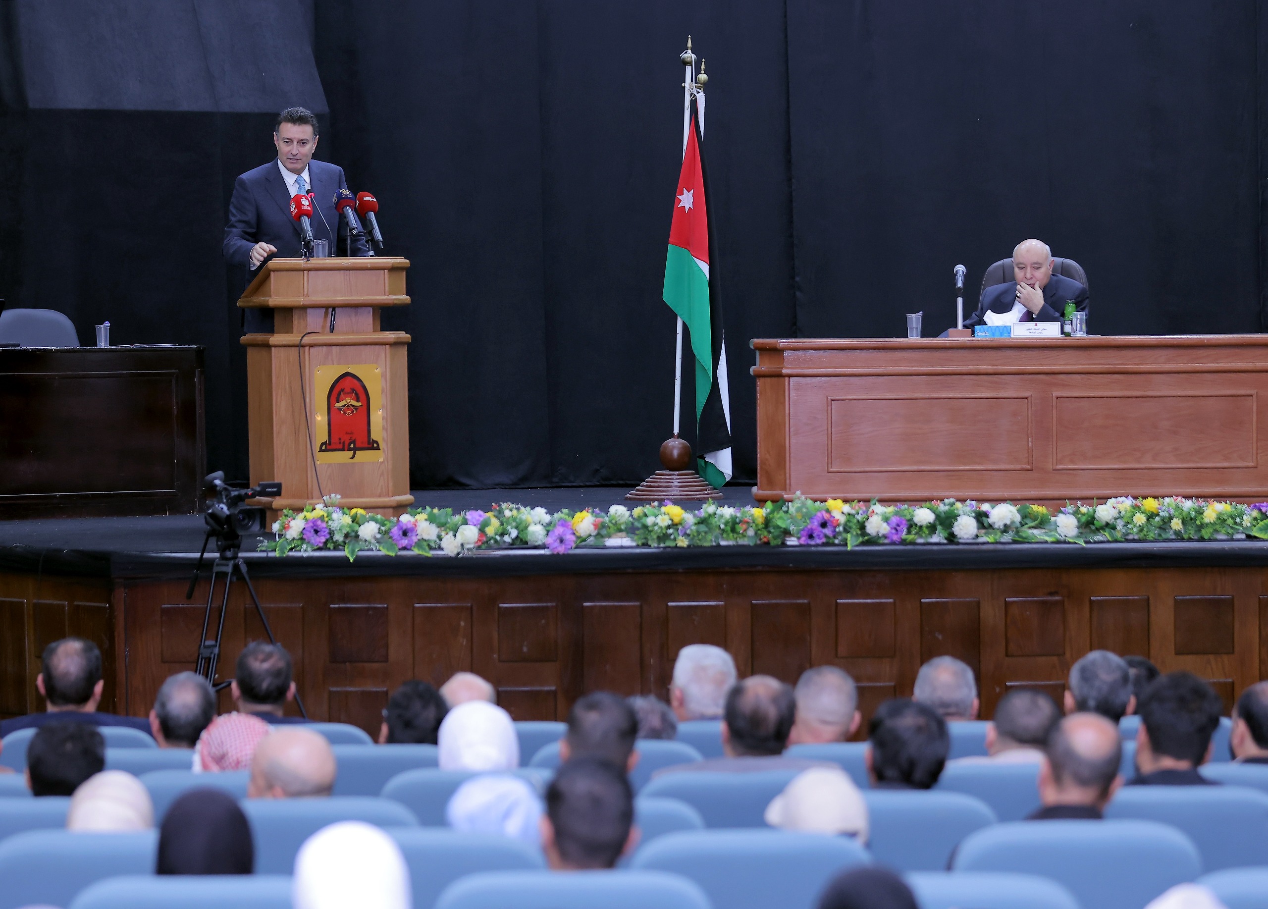 Madar Al-Saa Images 0.8508731032103491