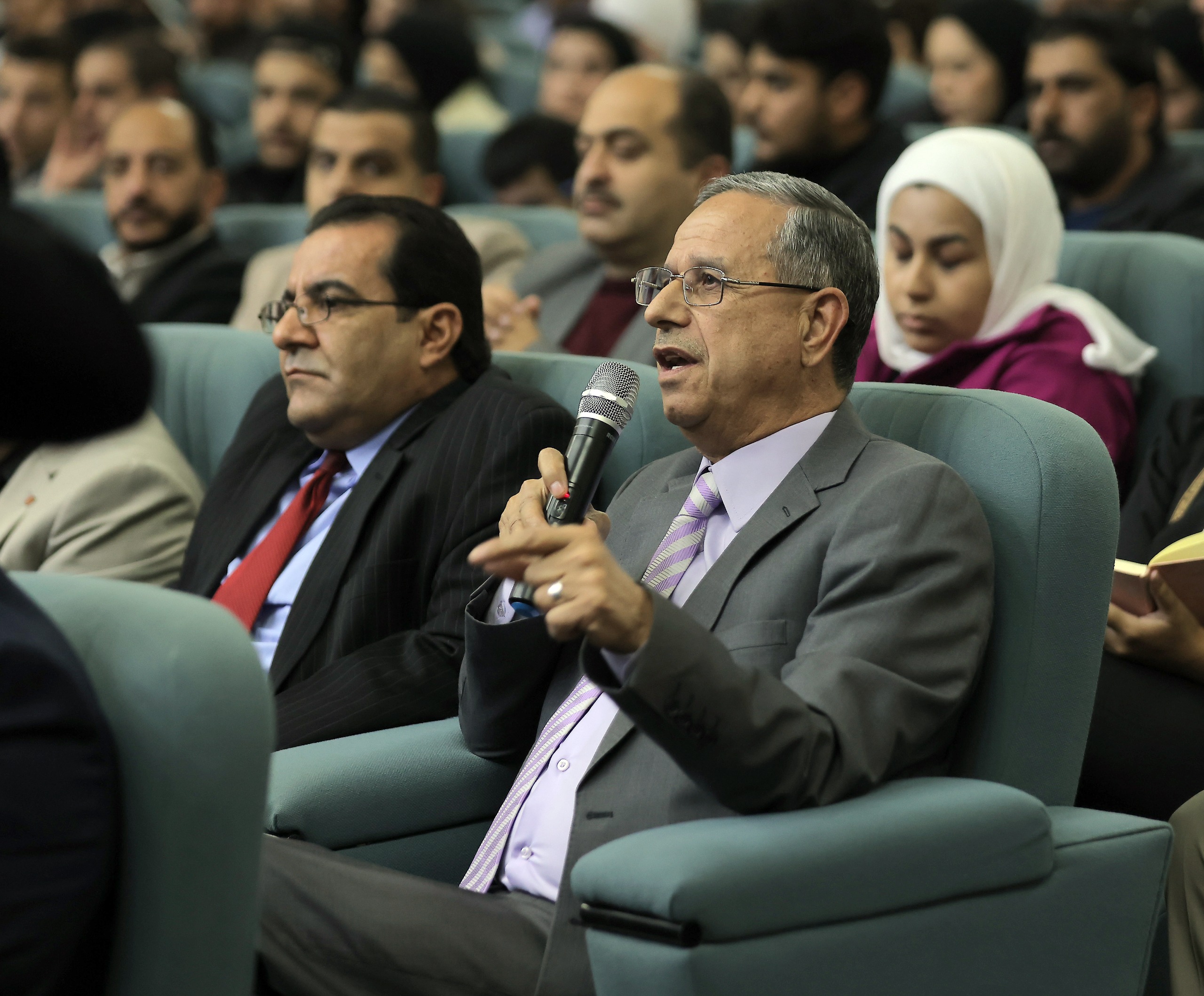 Madar Al-Saa Images 0.8963212781658776