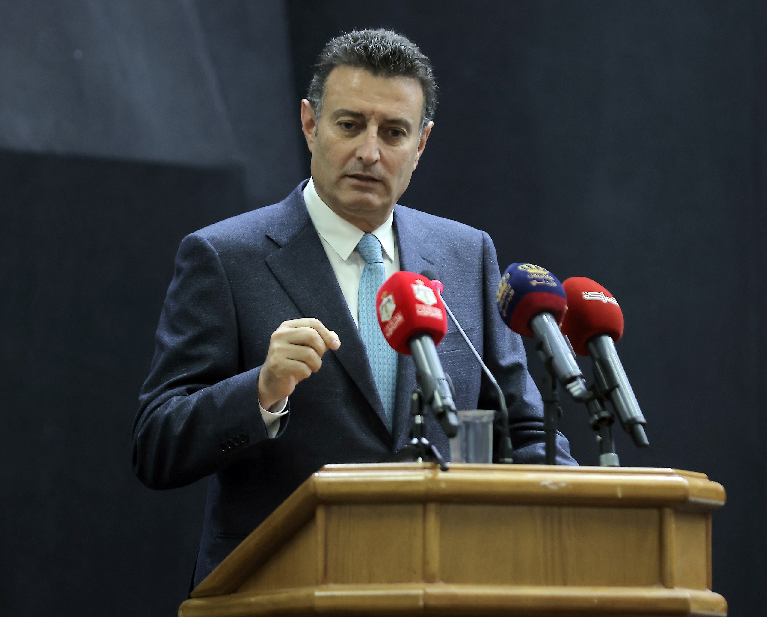 Madar Al-Saa Images 0.4985269584131049