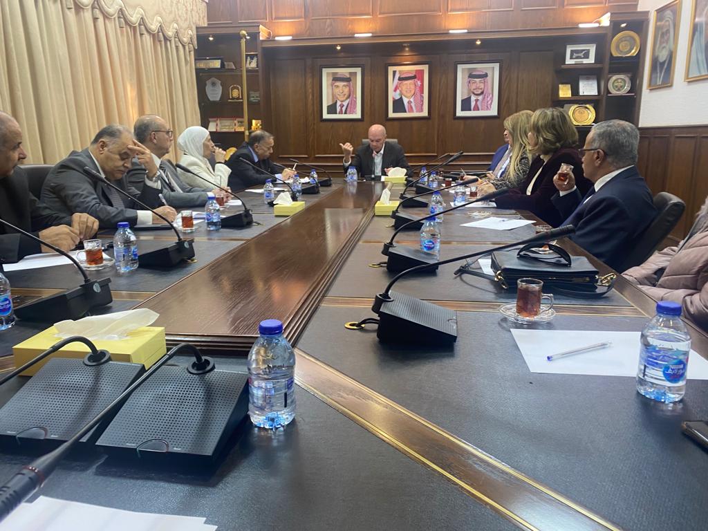 Madar Al-Saa Images 0.8980199240150581