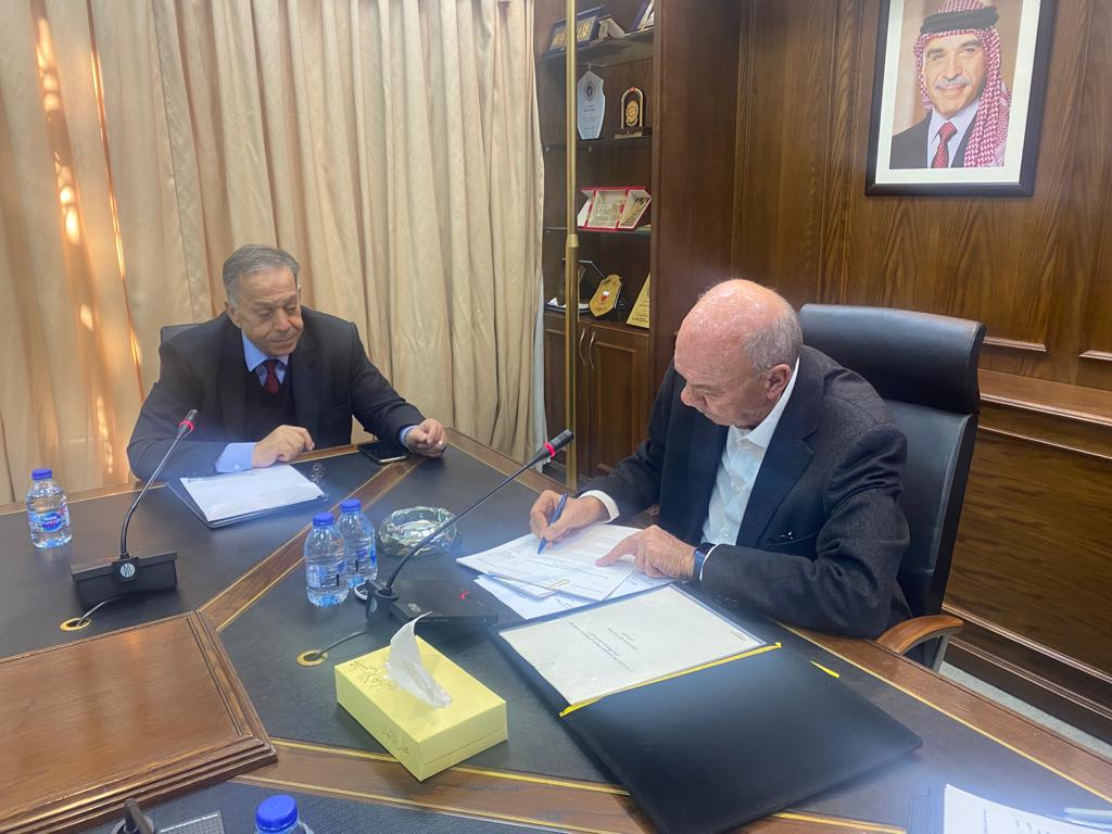 Madar Al-Saa Images 0.4746604184713039