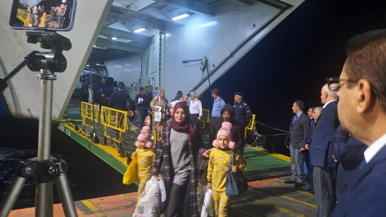 Madar Al-Saa Images 0.44278751698480145