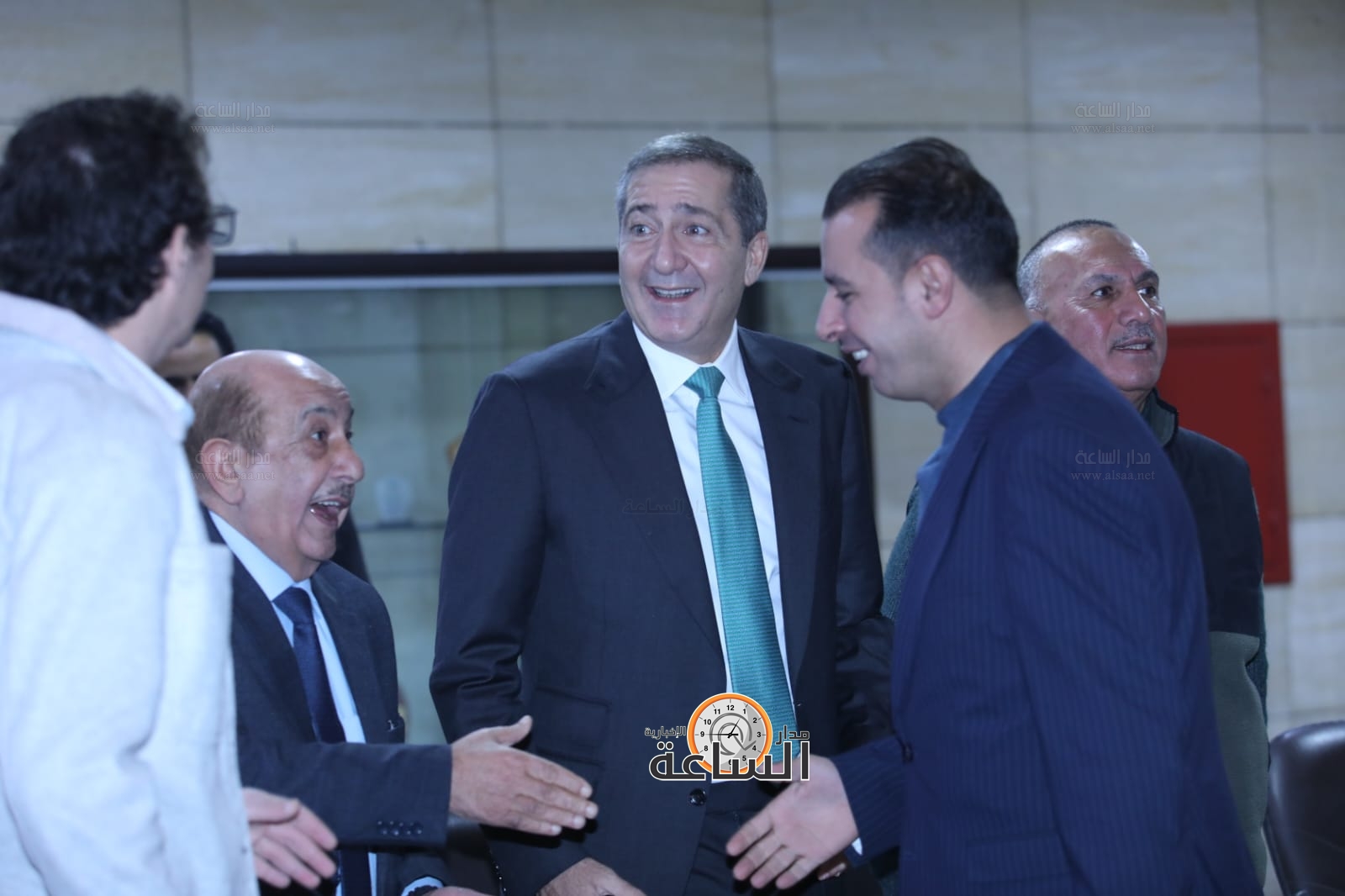 Madar Al-Saa Images 0.12205051095552477