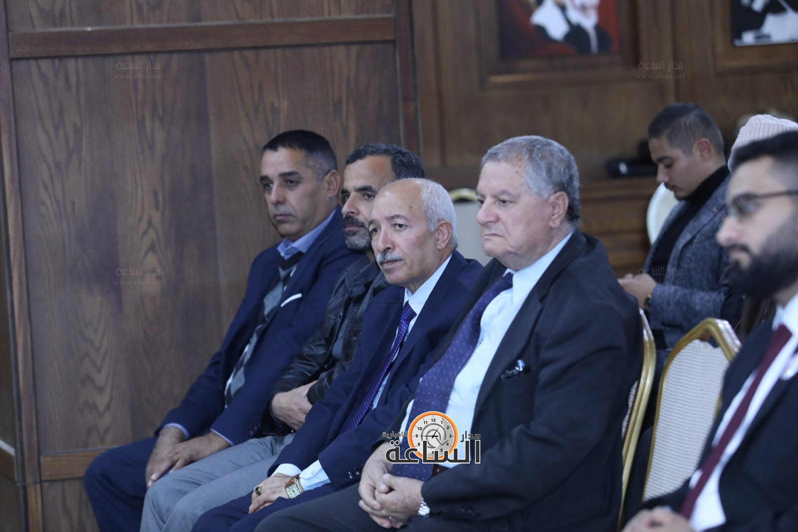 Madar Al-Saa Images 0.8986083682944253