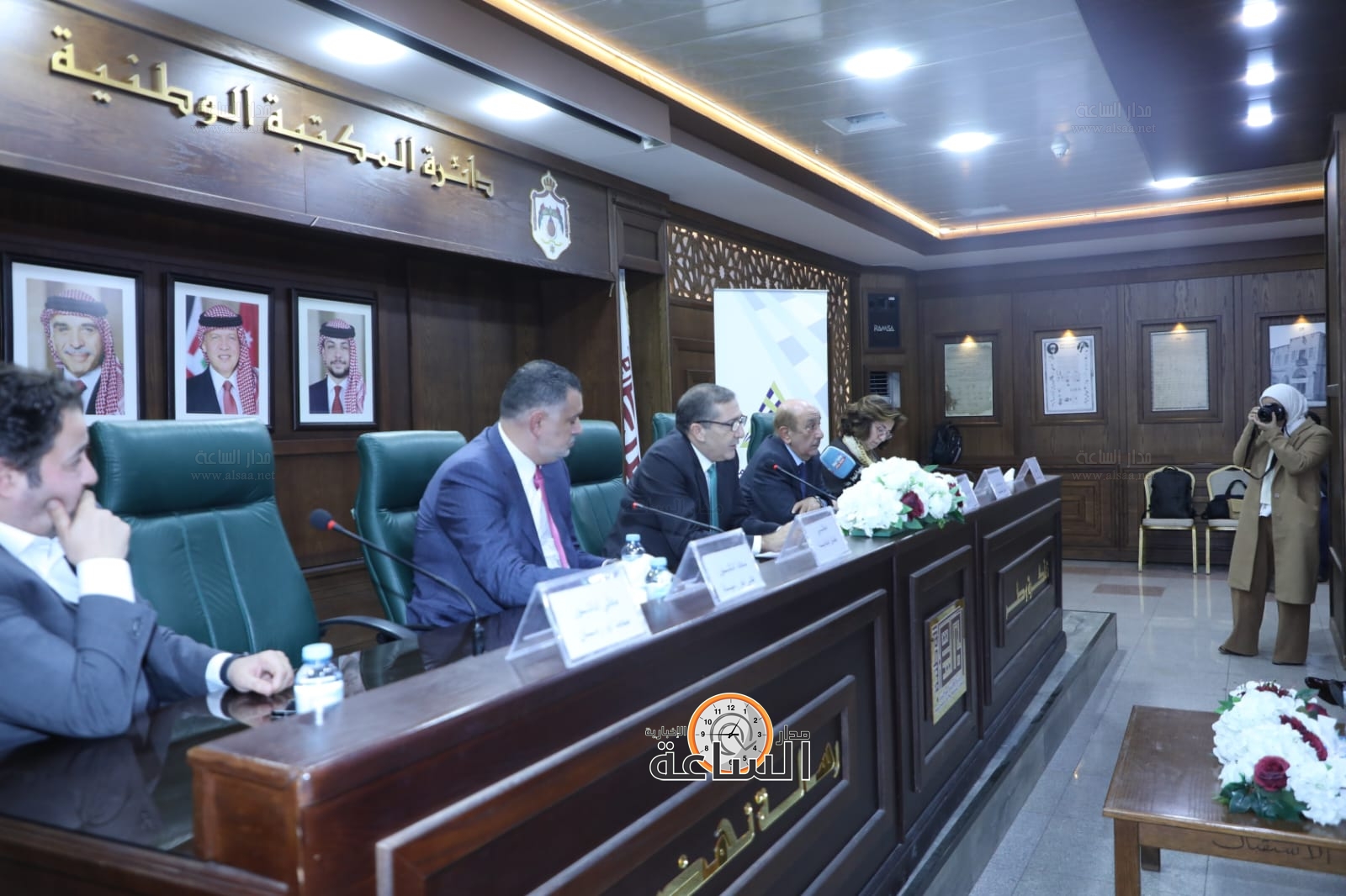 Madar Al-Saa Images 0.47614670706036377