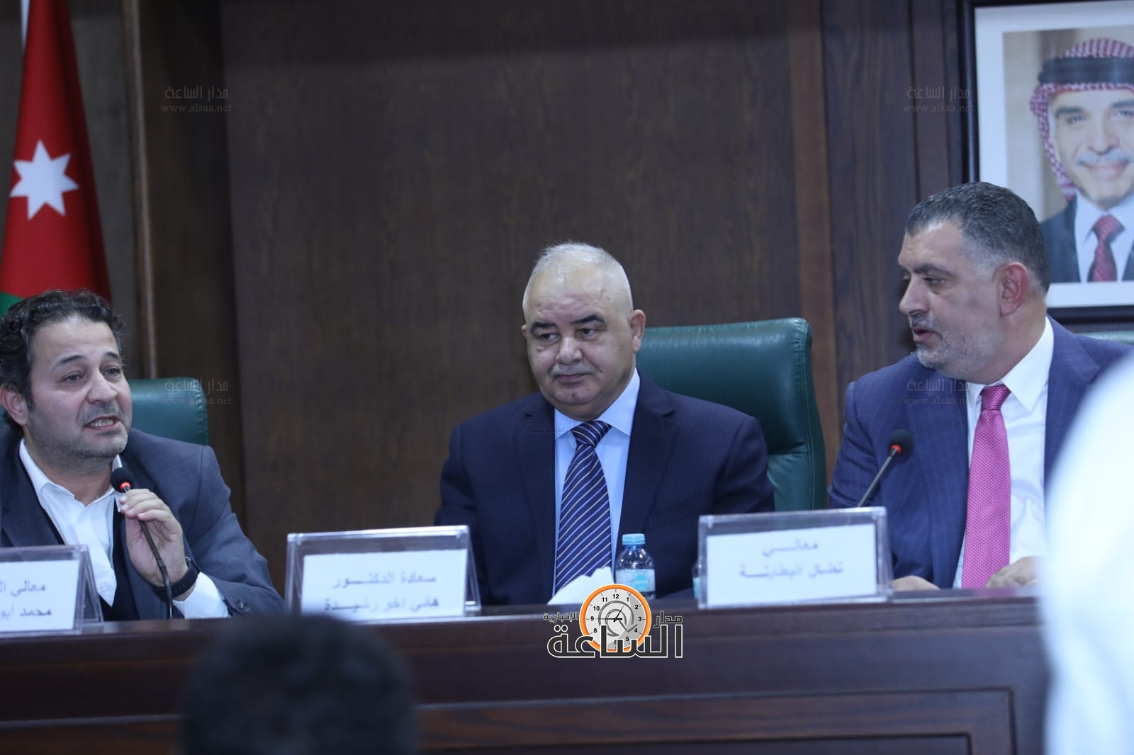 Madar Al-Saa Images 0.03591073629112129