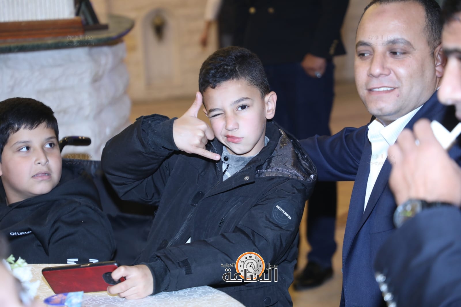 Madar Al-Saa Images 0.18139370469256377