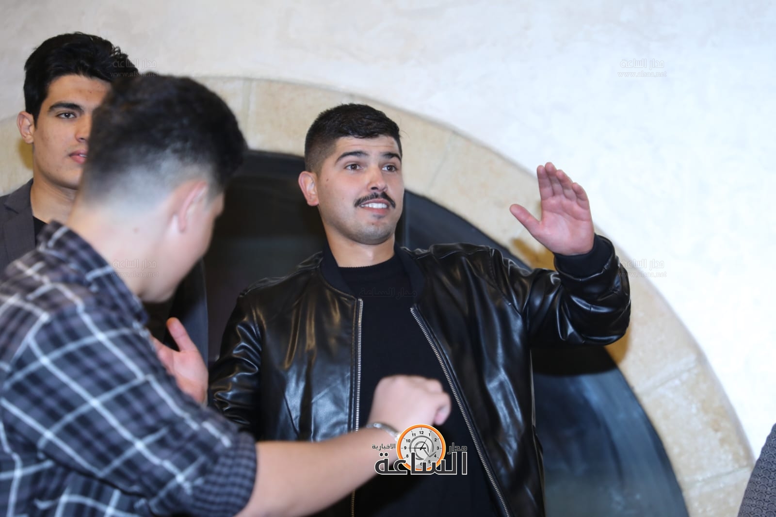 Madar Al-Saa Images 0.8903126209888823