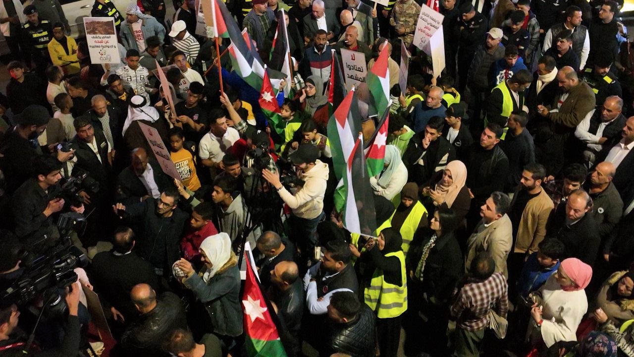 Madar Al-Saa Images 0.14160982041251147